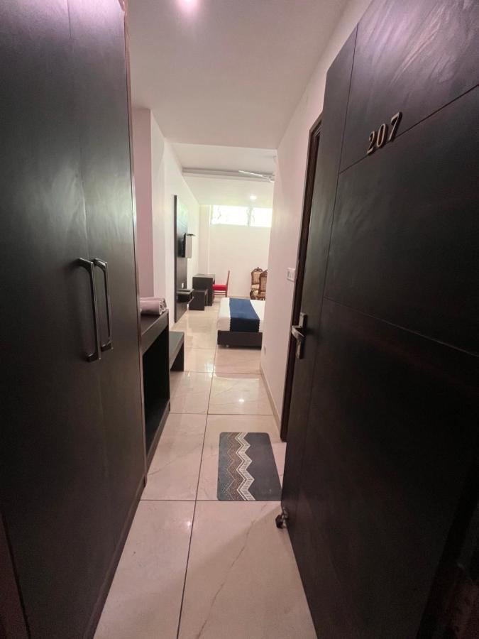 Hotel Woodcrest Zirakpur - Best Family Hotel By - A Unit Of Sidham Group 외부 사진